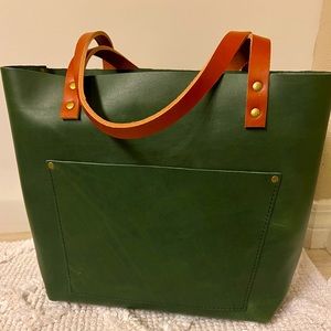 Rare Portland Leather Goods Jade tote with tandles!